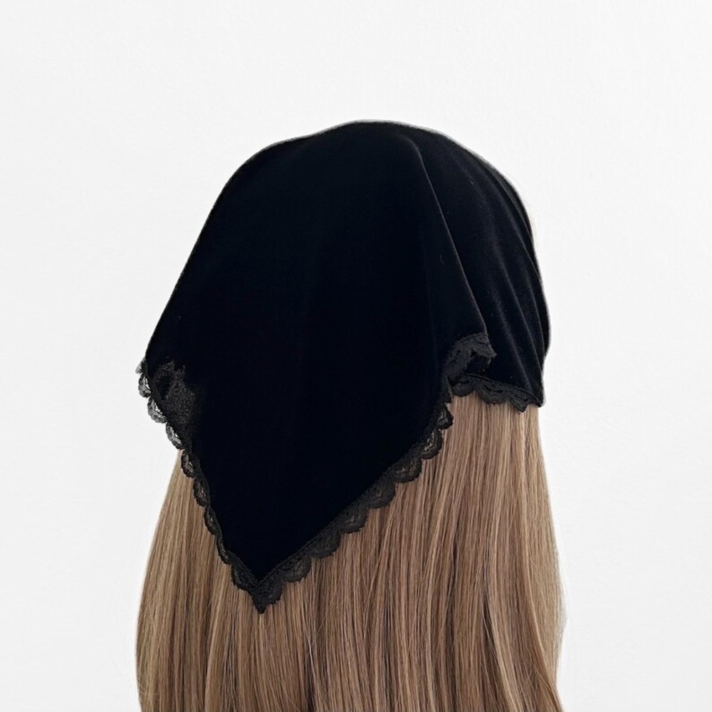 Black Velvet With Lace Trim Triangle Headband